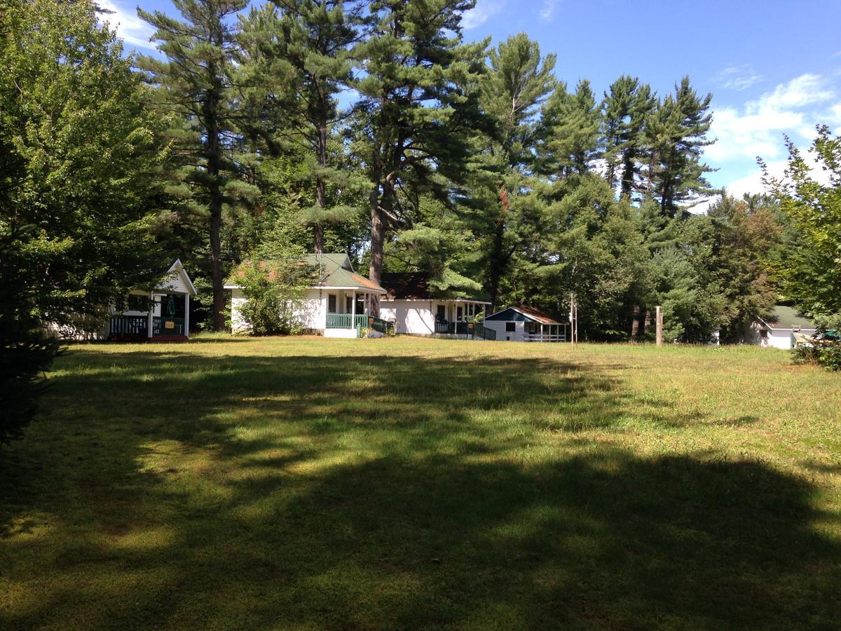 High Falls Bay Cottages, Camping & Waterpark Bracebridge Bagian luar foto